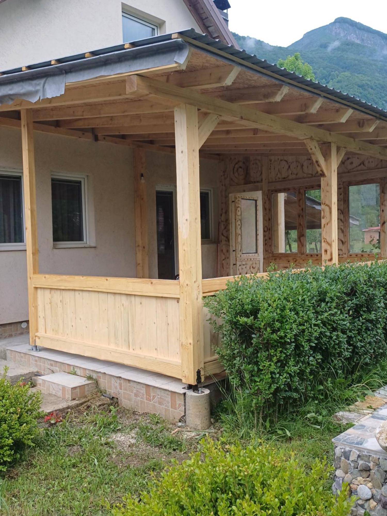 Breti'S Guesthouse Vuthaj Exterior foto